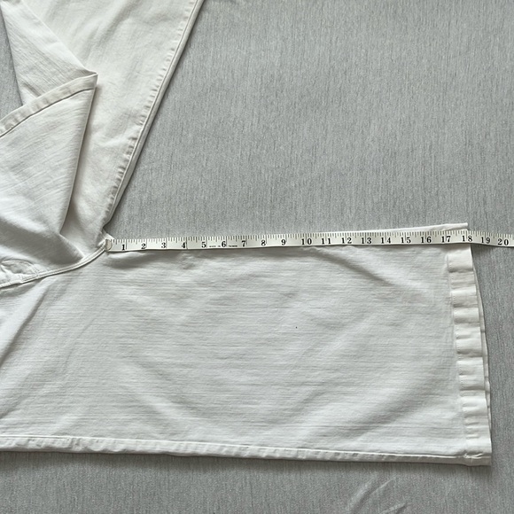 Frame Denim Le Gaucho, high rise, wide, crop, white denim jeans size 27 - Picture 11 of 13